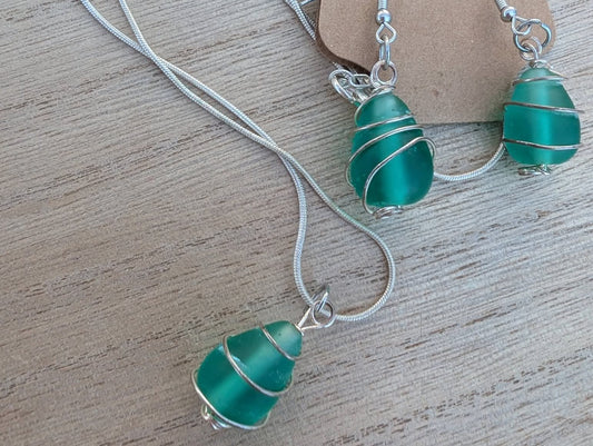 Necklace and Earring Set